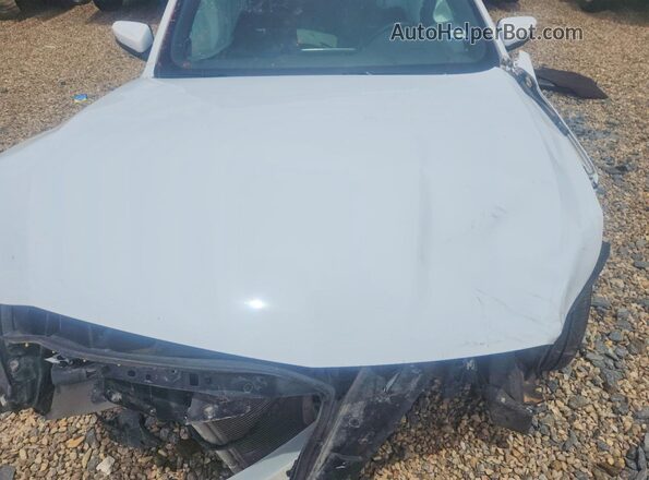 1G6DN5RK3L0146212 2020 CADILLAC CT5 White Вид задньої частини салону