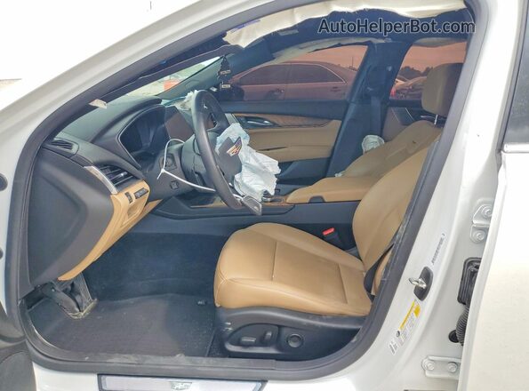 1G6DN5RW6N0111394 2022 CADILLAC CT5 Белый Вид салона спереди