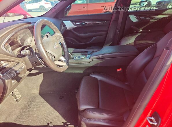 1G6DP5RK2L0129072 2020 CADILLAC CT5 Красный Вид салона спереди