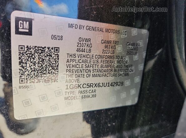 1G6KC5RX6JU142928 2018 CADILLAC CT6 Black Engine compartment view
