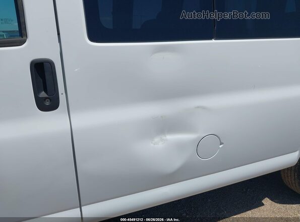 1GAWGEFF3G1313250 2016 CHEVROLET EXPRESS White Front view