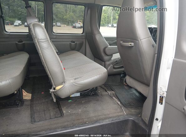 1GAWGEFF6G1250614 2016 CHEVROLET EXPRESS White Vista de la etiqueta del VIN