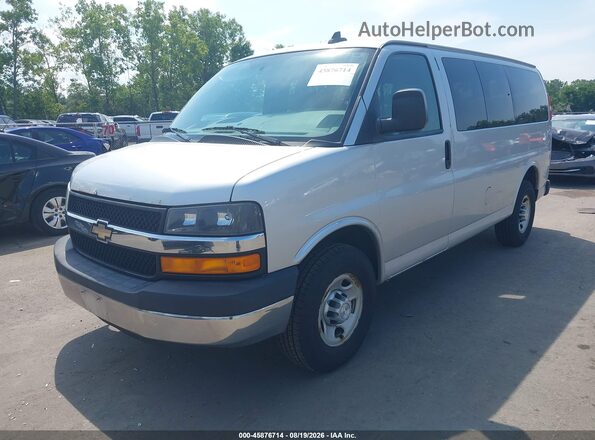 1GAWGEFF8G1191906 2016 CHEVROLET EXPRESS Silver წინა მარცხენა ხედი სამი მეოთხედიდან
