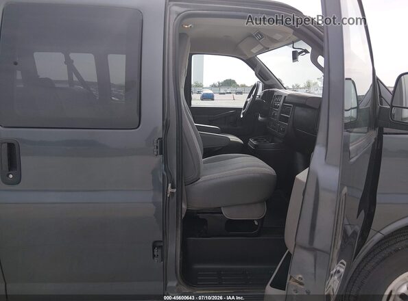 1GAWGEFF9G1315309 2016 CHEVROLET EXPRESS Gray Vista interior delantera