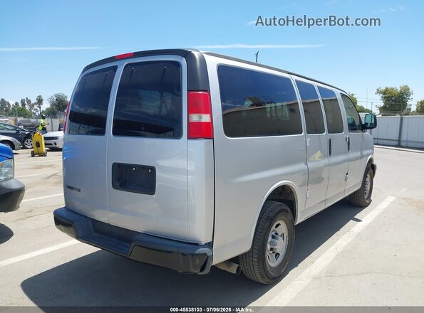 1GAWGEFG1K1287913 2019 CHEVROLET EXPRESS Silver Rear right