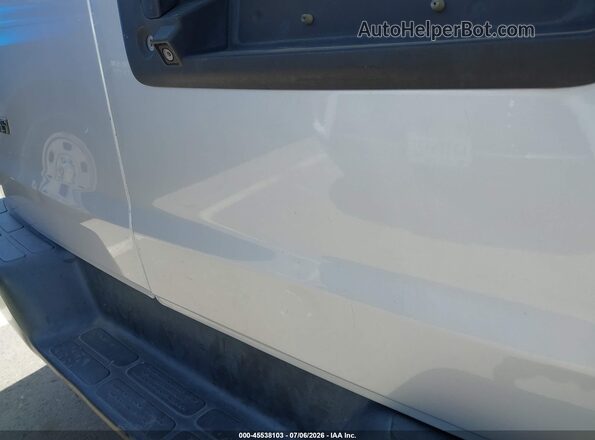 1GAWGEFG1K1287913 2019 CHEVROLET EXPRESS Silver Rear interior view
