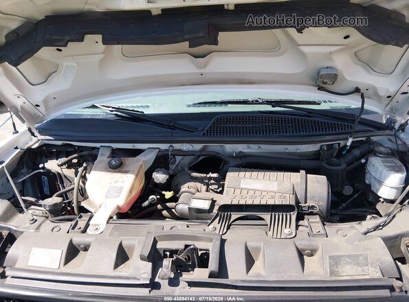 1GAWGEFG2J1300425 2018 CHEVROLET EXPRESS White Rear view