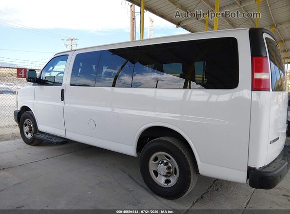 1GAWGEFG2J1300425 2018 CHEVROLET EXPRESS White 
