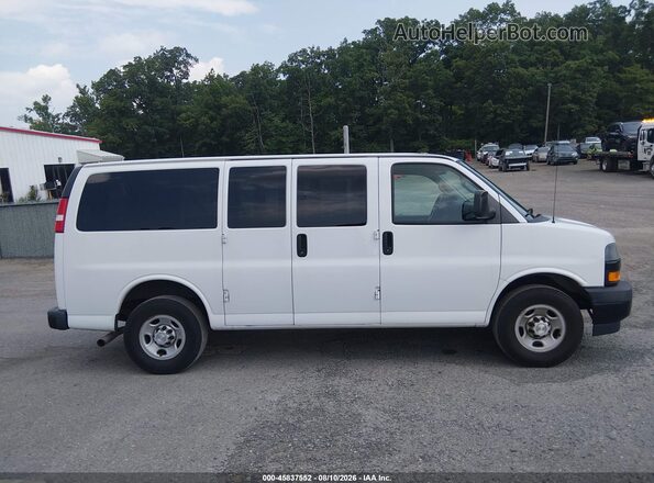 1GAWGEFG3K1326419 2019 CHEVROLET EXPRESS White 