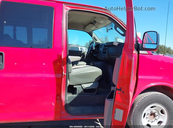 1GAWGEFG4H1101824 2017 CHEVROLET EXPRESS Red Սալոնի դիմացի տեսք