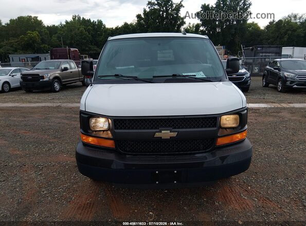1GAWGEFG6G1253585 2016 CHEVROLET EXPRESS White Vista frontal