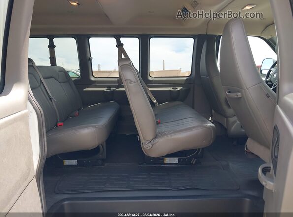 1GAWGEFG6J1282916 2018 CHEVROLET EXPRESS White VIN კოდის სტიკერის ხედი