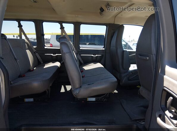 1GAWGEFG6K1287258 2019 CHEVROLET EXPRESS Silver VIN sticker view