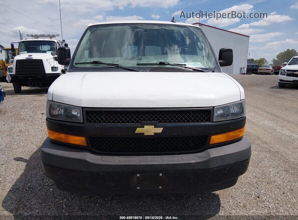 1GAWGEFG6K1330495 2019 CHEVROLET EXPRESS White Instrument cluster view