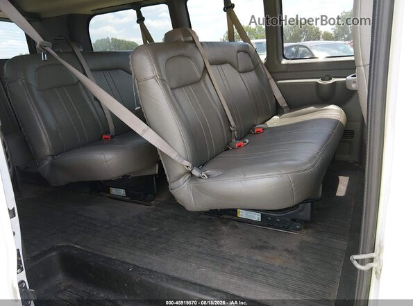 1GAWGEFG6K1330495 2019 CHEVROLET EXPRESS White VIN sticker view