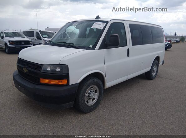 1GAWGEFG8K1184682 2019 CHEVROLET EXPRESS White Front left