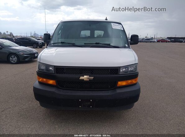 1GAWGEFG8K1184682 2019 CHEVROLET EXPRESS White Rear interior view