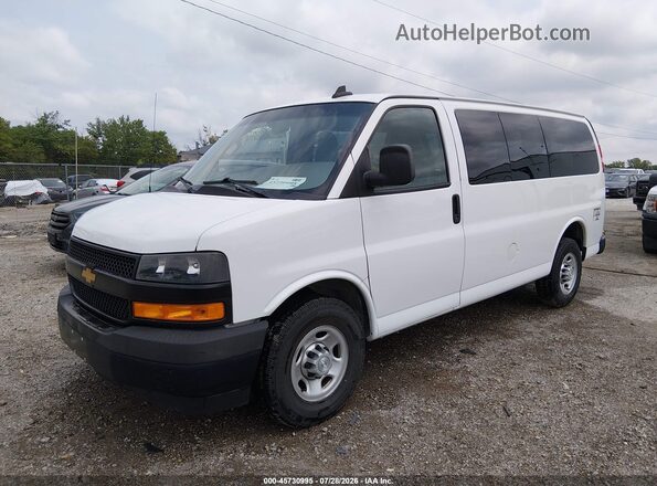 1GAWGEFG8K1334080 2019 CHEVROLET EXPRESS White Դիմացի տեսք