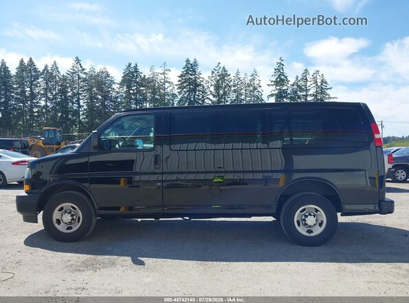 1GAWGEFGXJ1288878 2018 CHEVROLET EXPRESS Black Widok wnętrza 360 stopni