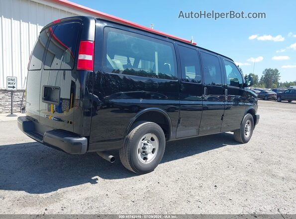 1GAWGEFGXJ1288878 2018 CHEVROLET EXPRESS Black Tył prawy