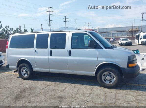 1GAWGEFGXK1341659 2019 CHEVROLET EXPRESS Silver 