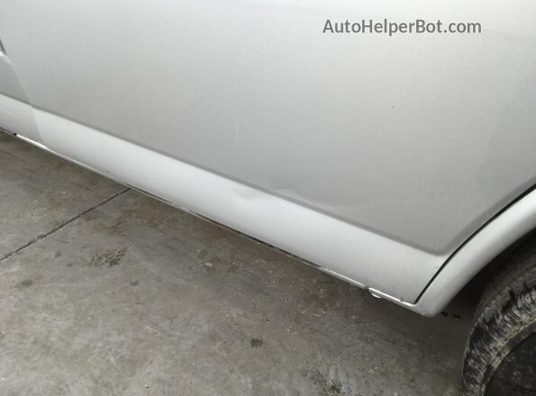 1GAWGFFP6J1335569 2018 CHEVROLET EXPRESS Silver 