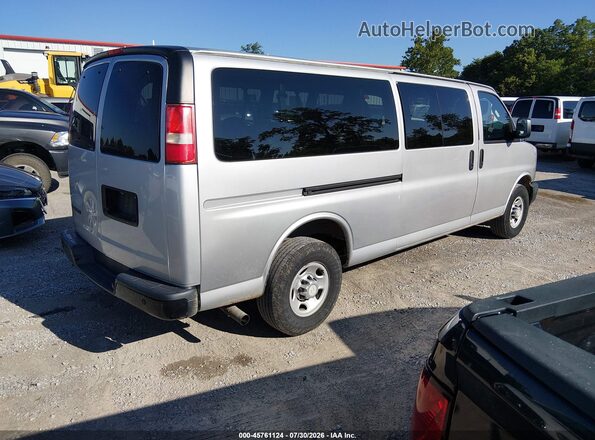 1GAZGNFF3H1293533 2017 CHEVROLET EXPRESS Silver Задня права чверть