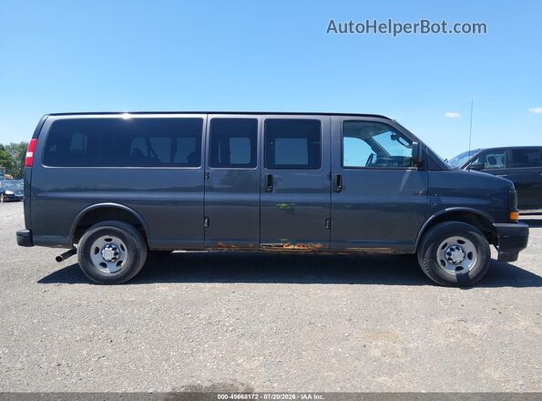 1GAZGNFFXH1300896 2017 CHEVROLET EXPRESS Gray 