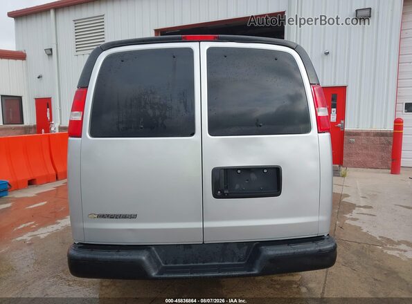 1GAZGNFG1L1256403 2020 CHEVROLET EXPRESS Серебряный 