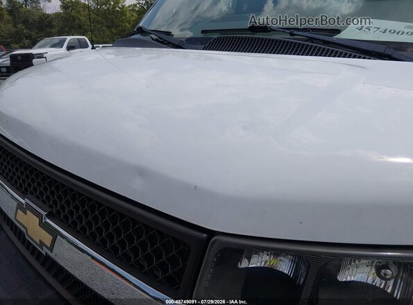 1GAZGNFG2G1252754 2016 CHEVROLET EXPRESS White Vista frontal