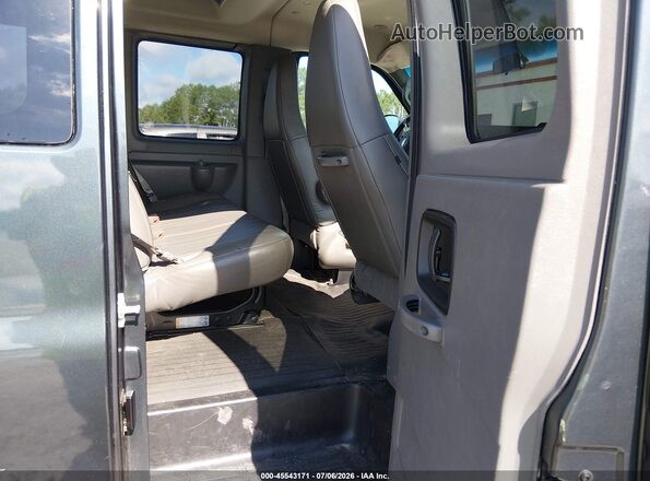 1GAZGNFG2H1268597 2017 CHEVROLET EXPRESS Dark Blue Widok naklejki z numerem VIN