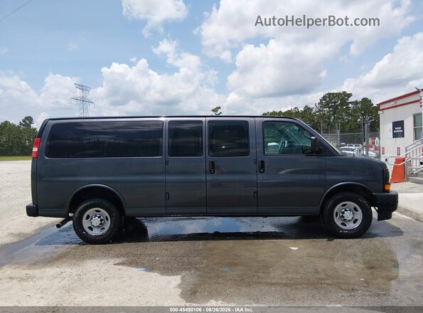 1GAZGNFG2H1269202 2017 CHEVROLET EXPRESS Dark Blue 