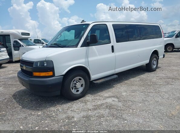 1GAZGNFG2K1334007 2019 CHEVROLET EXPRESS White Передня ліва чверть