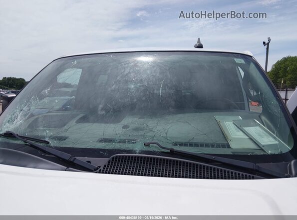1GAZGNFG3L1235374 2020 CHEVROLET EXPRESS White Widok z przodu
