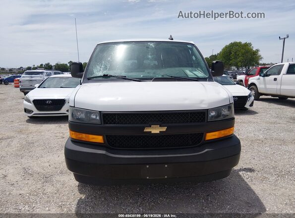 1GAZGNFG3L1235374 2020 CHEVROLET EXPRESS White Widok wnętrza z tyłu