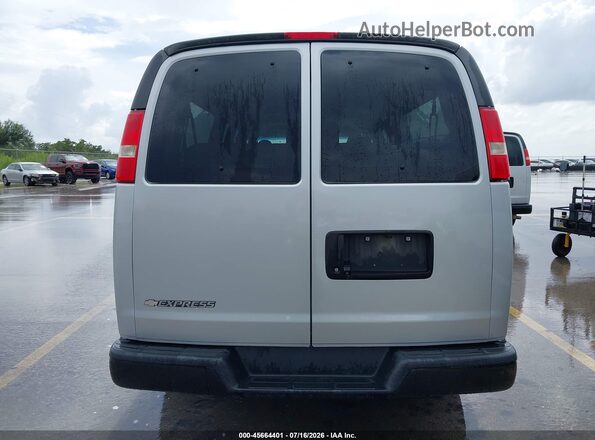 1GAZGNFG8K1332424 2019 CHEVROLET EXPRESS Silver 