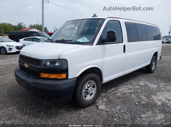 1GAZGNFG8K1333069 2019 CHEVROLET EXPRESS White Vista tres cuartos delantera izquierda