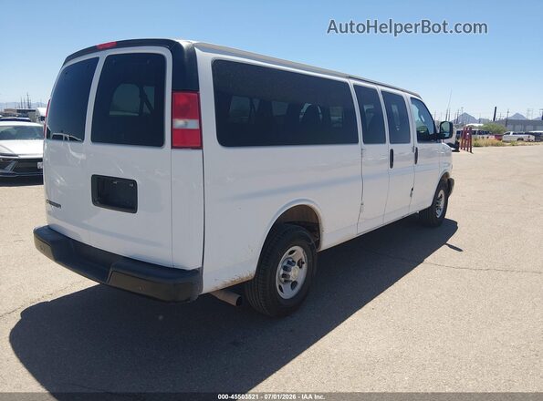 1GAZGNFG9K1290264 2019 CHEVROLET EXPRESS White Rear right