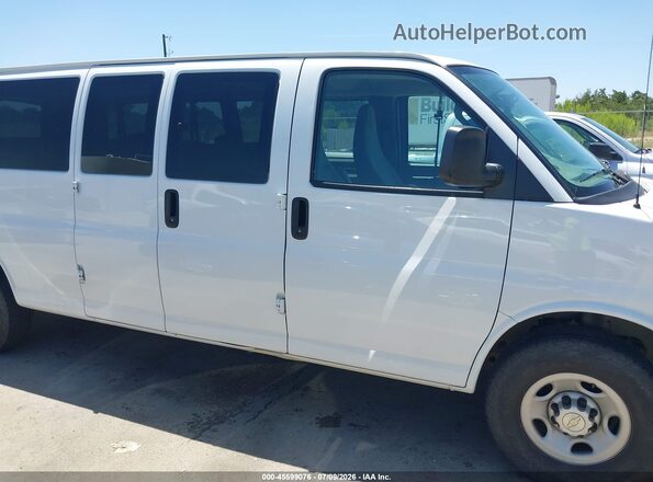 1GAZGNFP2L1256801 2020 CHEVROLET EXPRESS Белый Панорамный вид салона 360°