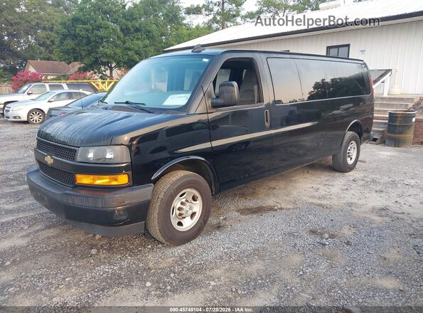 1GAZGNFP3M1154022 2021 CHEVROLET EXPRESS Black Przód lewy