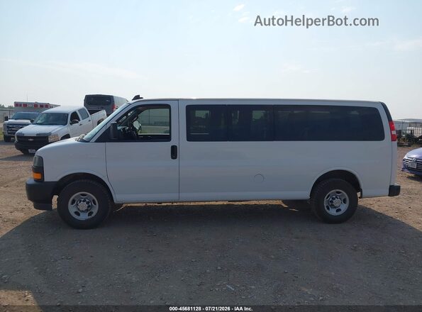 1GAZGNFP5R1204751 2024 CHEVROLET EXPRESS White Vista interior de 360 grados