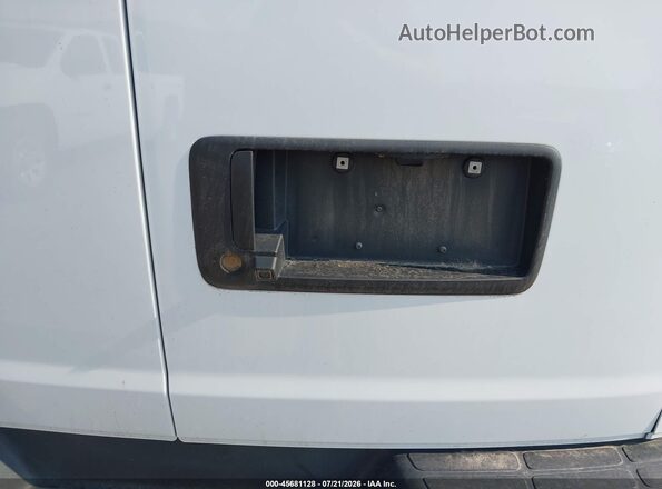 1GAZGNFP5R1204751 2024 CHEVROLET EXPRESS White Vista frontal