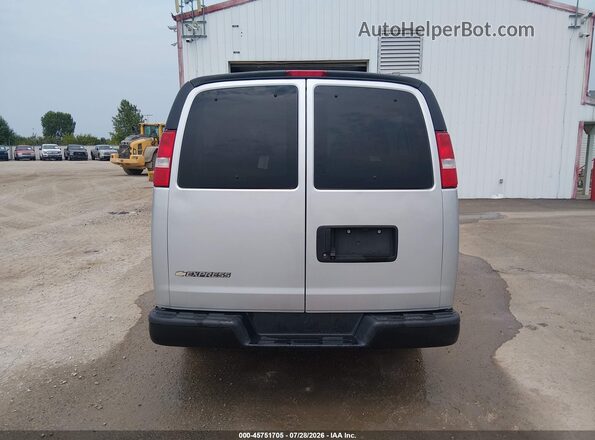1GAZGNFP8M1154405 2021 CHEVROLET EXPRESS Серебряный 