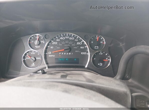 1GAZGNFP8M1154405 2021 CHEVROLET EXPRESS Серебряный Вид задних сидений