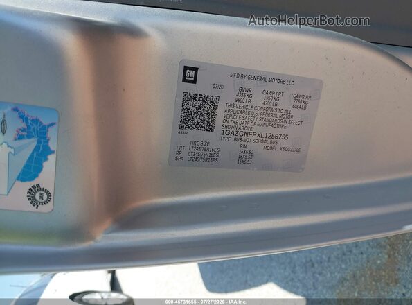1GAZGNFPXL1256755 2020 CHEVROLET EXPRESS Серебряный Вид подкапотного пространства
