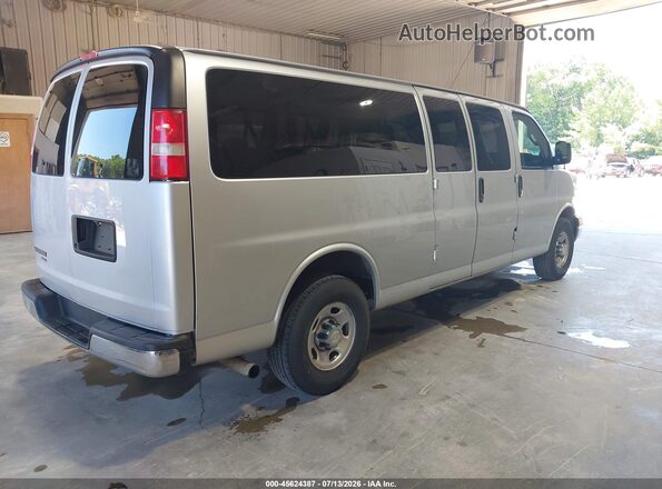 1GAZGPFF0G1272326 2016 CHEVROLET EXPRESS Silver Trasero derecho