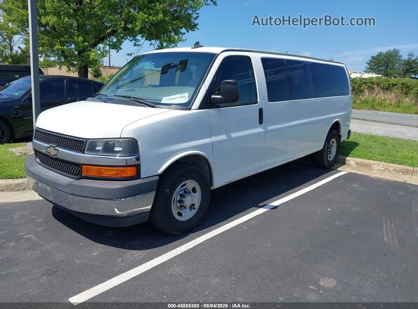 1GAZGPFF0H1266544 2017 CHEVROLET EXPRESS White Передня ліва чверть