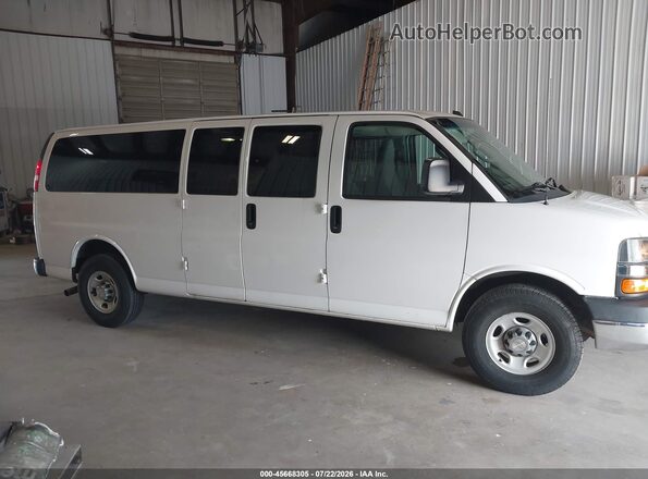 1GAZGPFF3G1253382 2016 CHEVROLET EXPRESS Gray უკანა სალონის ხედი