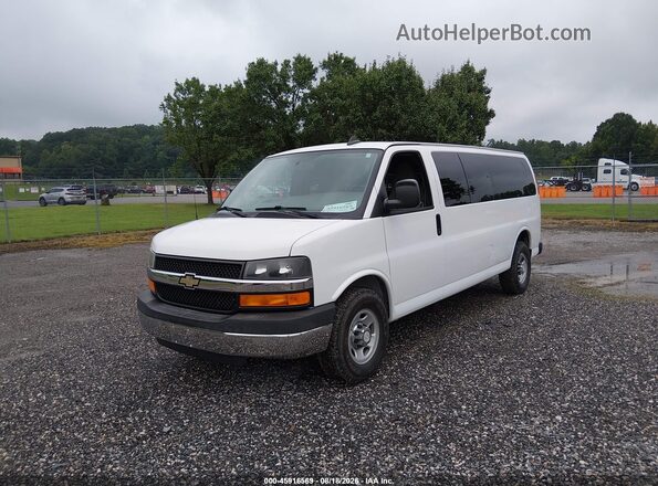 1GAZGPFF3G1316769 2016 CHEVROLET EXPRESS White წინა მარცხენა ხედი სამი მეოთხედიდან