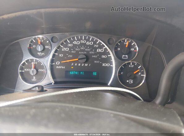 1GAZGPFF8H1225689 2017 CHEVROLET EXPRESS White Widok tylnych siedzeń